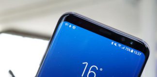 S8-display